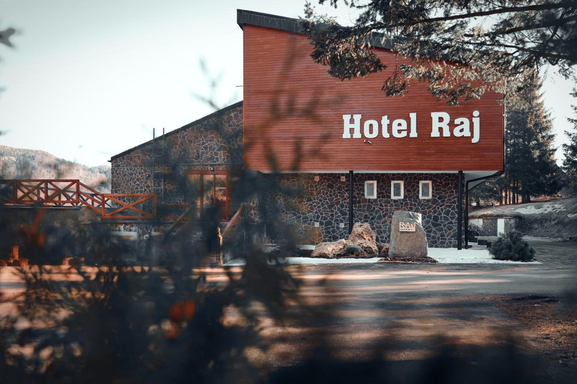 Hotel Raj Dedinky Εξωτερικό φωτογραφία