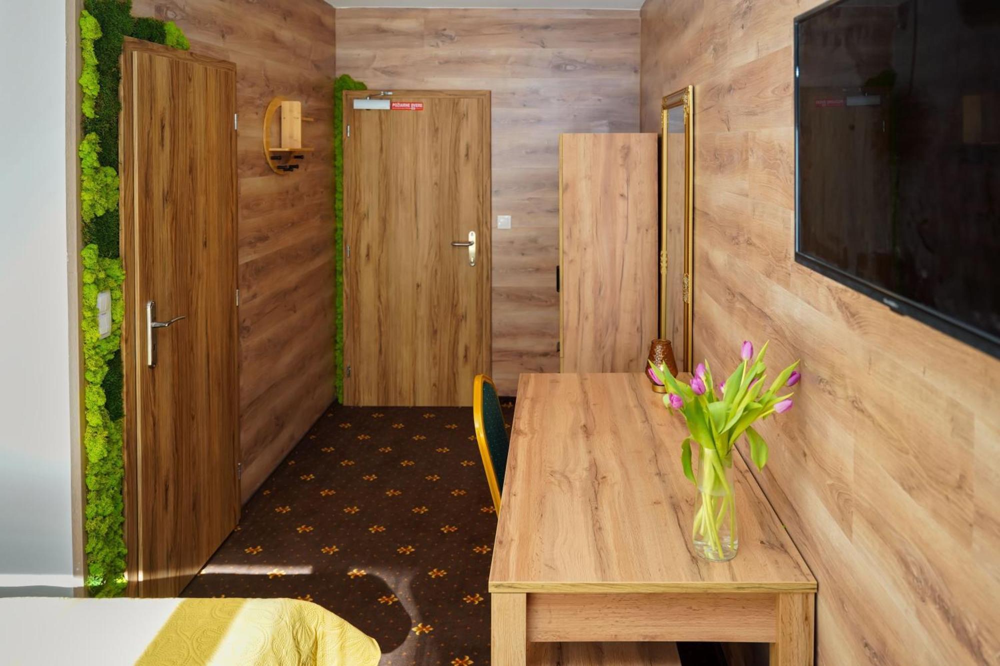 Hotel Raj Dedinky Εξωτερικό φωτογραφία